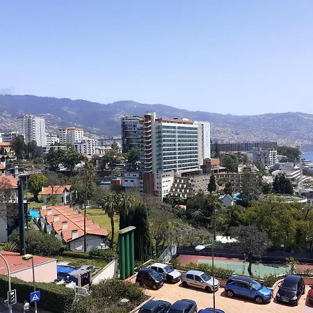 Apartman Modern In 60 M² With Shared Pool *