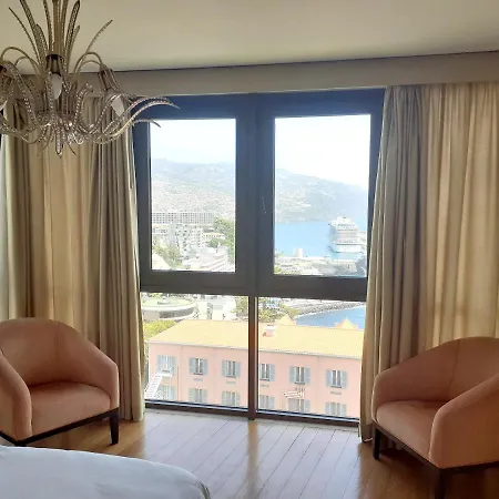 Modern With Sea View In Sao Martinho 60 Sqm Pool * Funchal (Madeira)