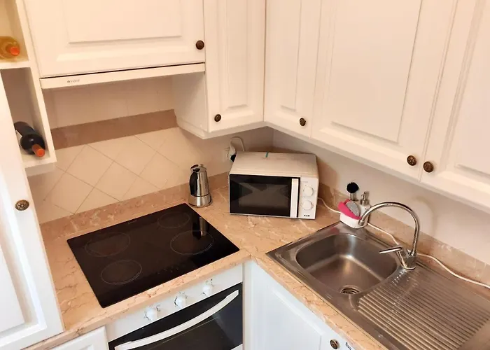 Modern In 60 M² With Shared Pool * פונשל